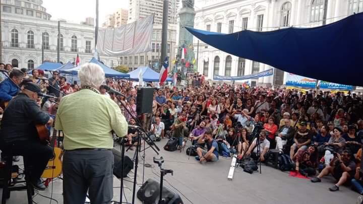 Intillimani en Campamento Dignidad