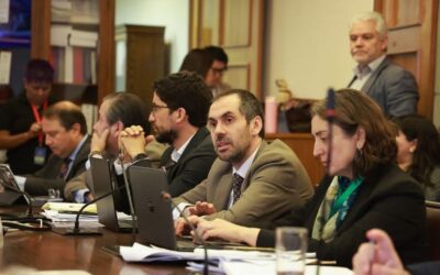 Hacienda aprobó en general reajuste del sector público